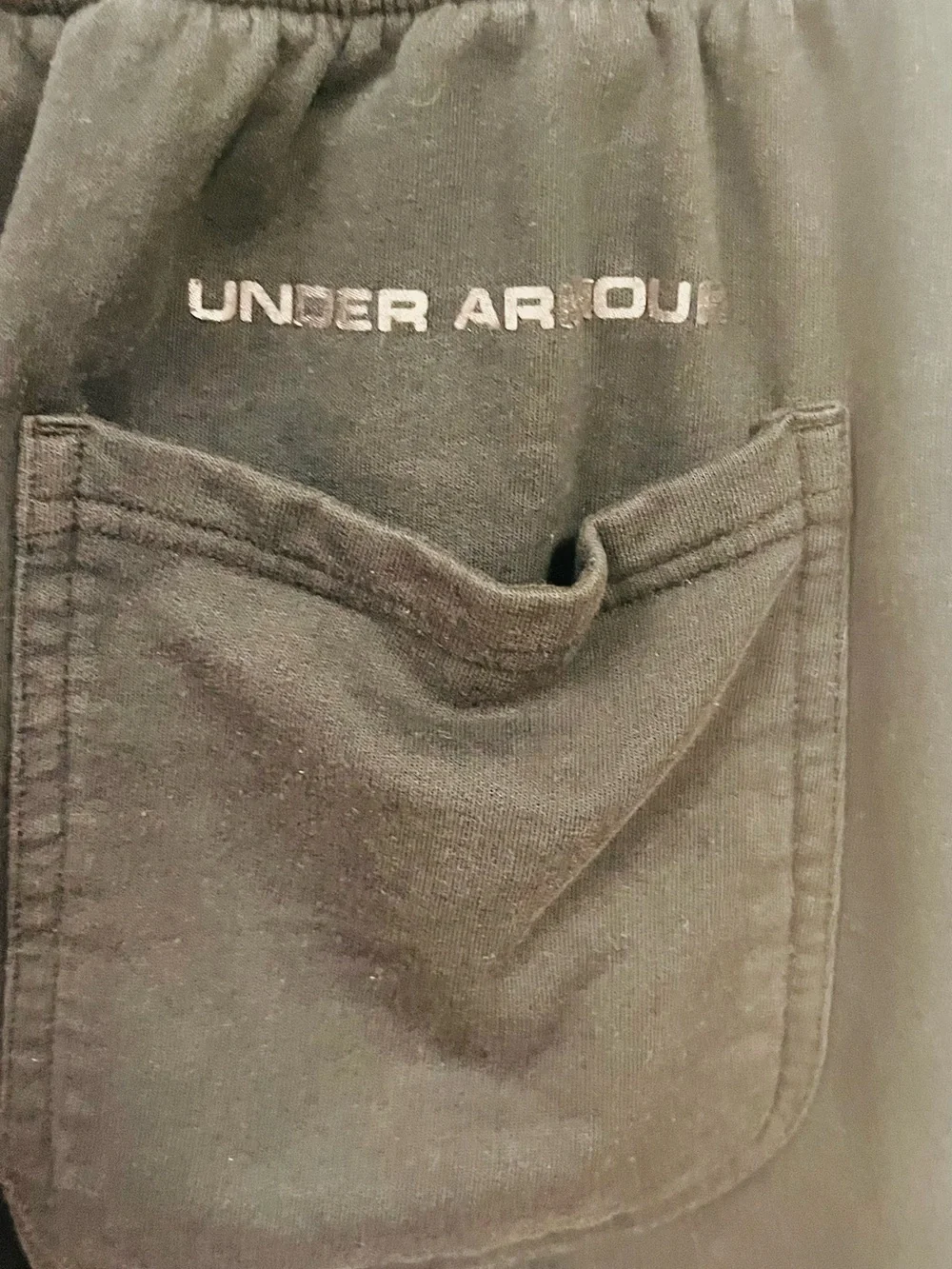 Under Armour Men's Dark Navy Athletic Joggers with Drawstring
